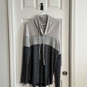 Pink Clover Heather Gray Knit Top